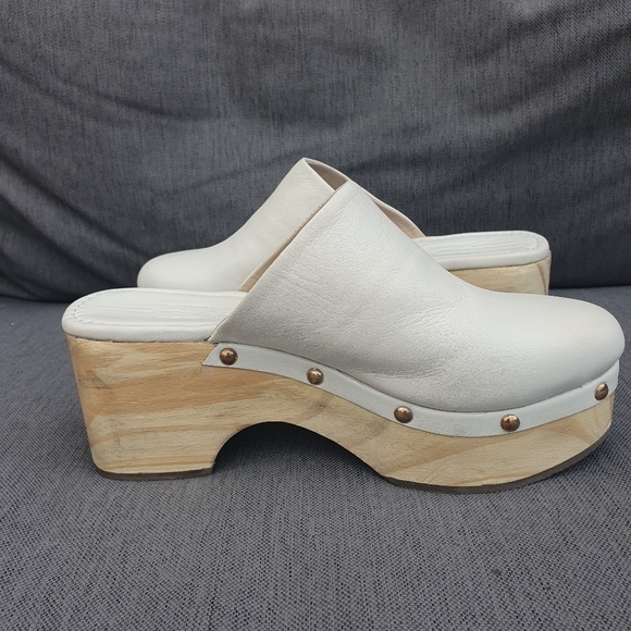 River Island Leather Studded Mules Clogs Cream Bnwot Uk5 Wooden. - Picture 4 of 13